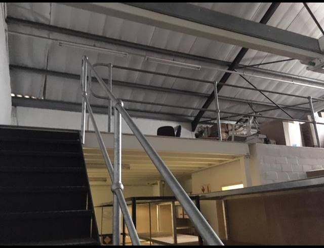 175M² FACTORY RENTED IN DIEP RIVER